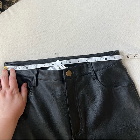 NWT Cotton On High Rise Arden Black Faux Leather Women Pants Size 6 - Picture 10 of 12